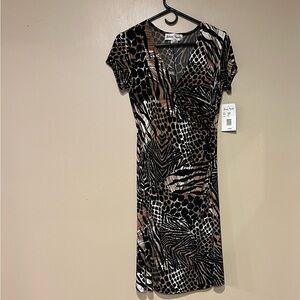 Ronni Nicole Women's Wrap V Neck Short Sleeve Animal Print Dress Size 8